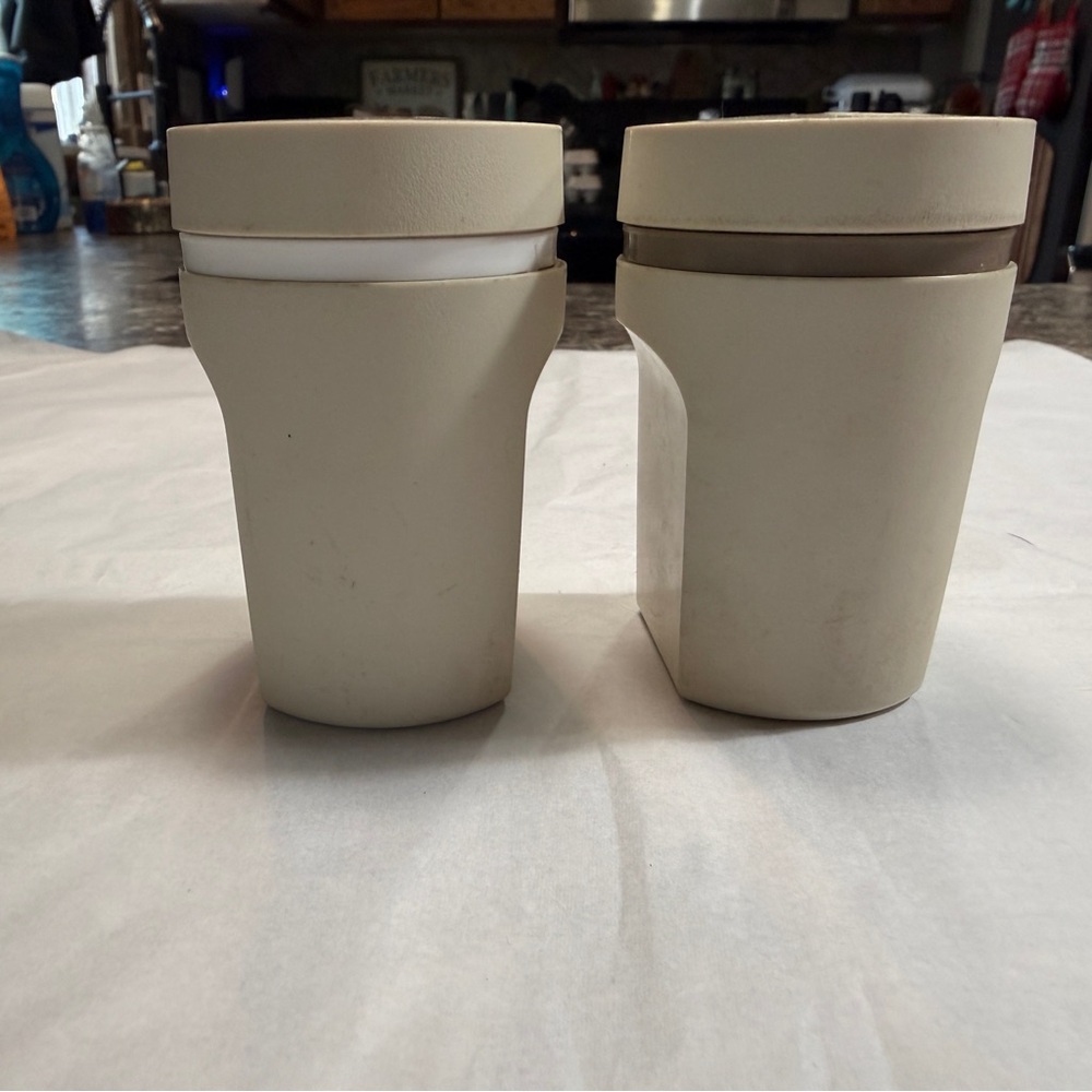 VINTAGE '80'S TUPPERWARE SALT & PEPPER SHAKERS #1471-10,  1471-12